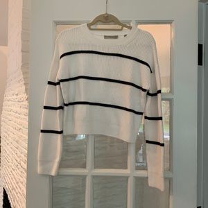 Women’s stripped, cropped Vince sweater